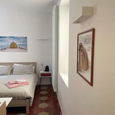 Santa Vincenza - Suite Indipendente Lovere Luaran gambar