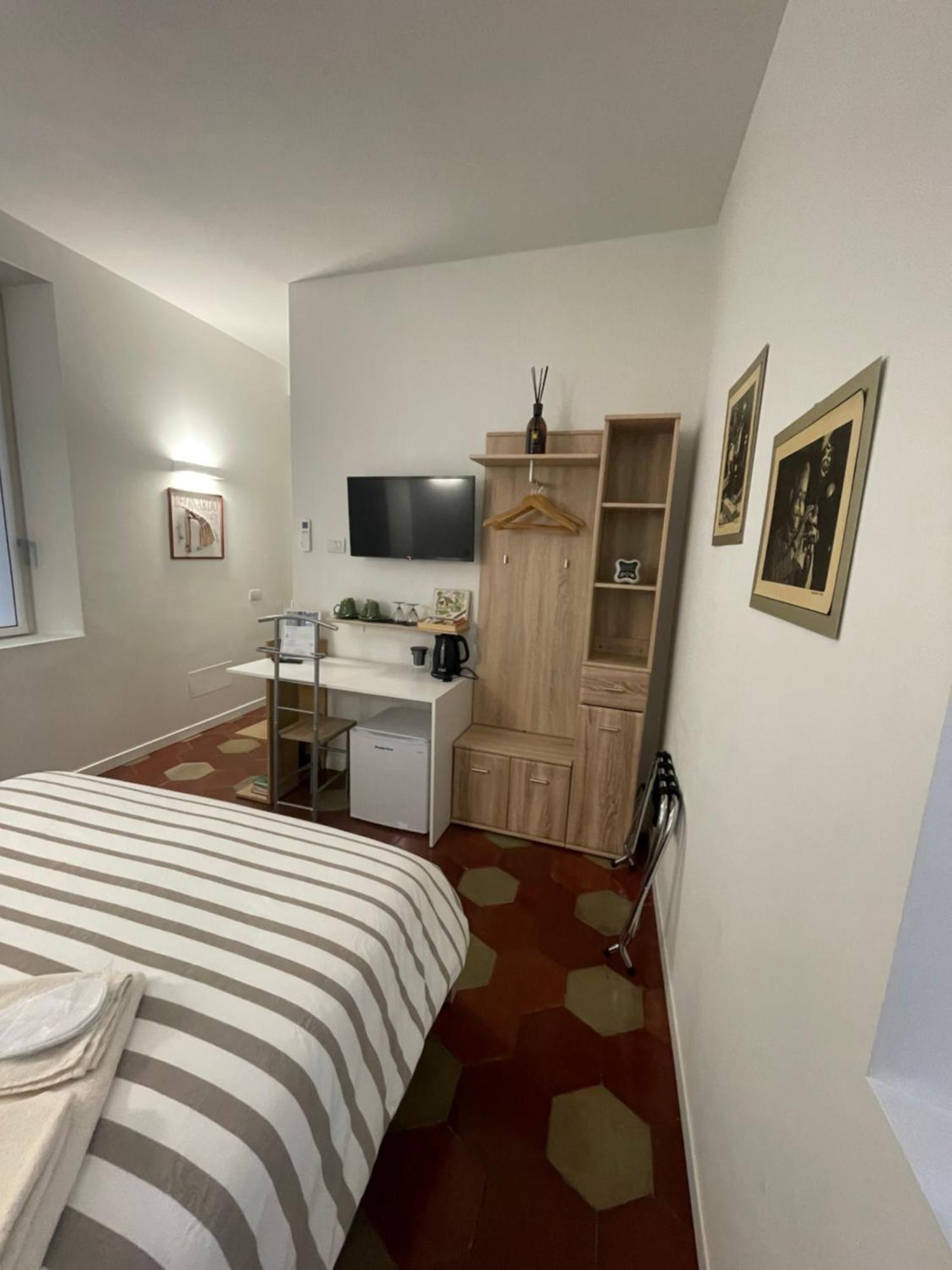 Santa Vincenza - Suite Indipendente Lovere Luaran gambar